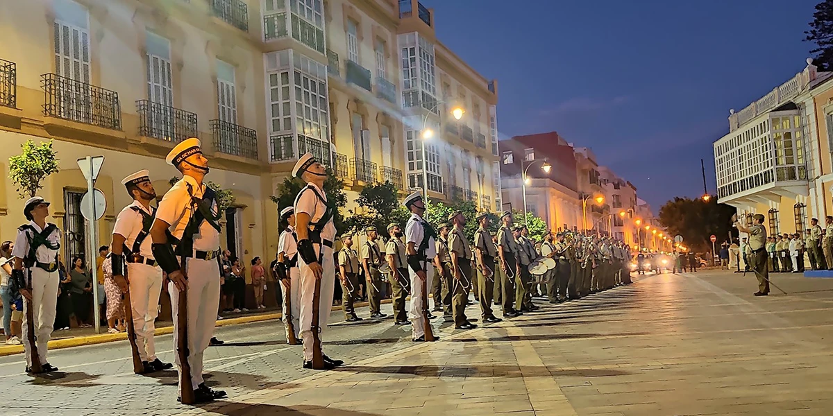 Personal de la “Compañía del Mar” de Melilla durante un acto de la COMGEMEL. Foto: COMGEMEL